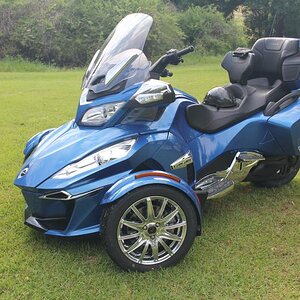 2018 Can Am Spyder RTL Blue & Chrome (5)