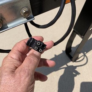 0828A8F7 1BF4 4A21 9ADD 3411E2D6A71A