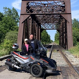 A2486033 D9CF 42C5 AB0B CA7D67F423AD