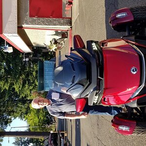 Ken & Red RT Limited 002 med