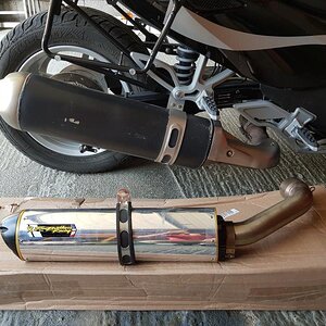 20210810 130248
Comparison to show what a bling the exhaust makes compared to the original.