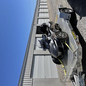 C814E4BC 5236 4D40 99D7 F57EEA2B9319