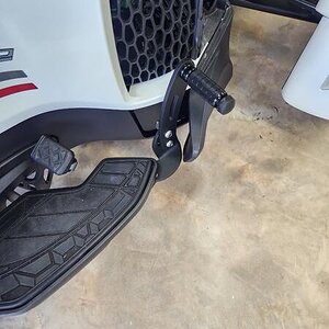 E333D6F9 A0AC 4689 BAB1 AF125A420A8E