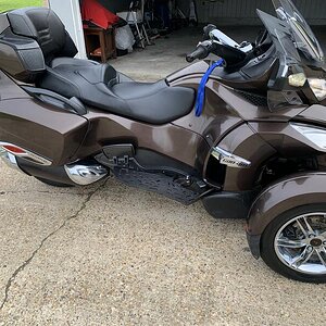 8CB64823 394B 49C1 8C0D CB80C3B8E582