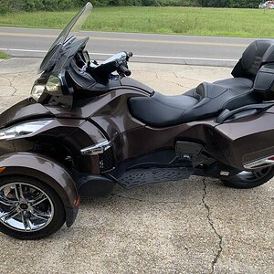 E139038B 7CB5 4F26 9A37 106634868901