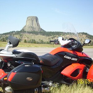Spyder and Devils Tower.