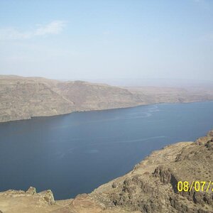 Columbia River; this after leaving Moses Lake, WA on the way to Mt Rainier.