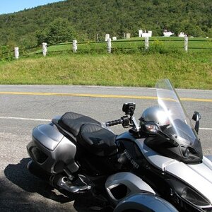 Spyder, wind and resting place along Rte 8 VT 8 28 09