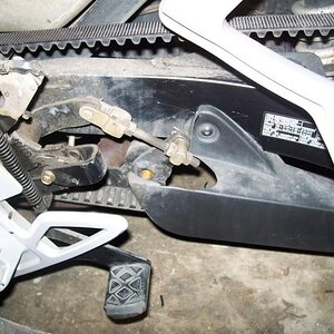 Foot brake. Left side showing linkage.