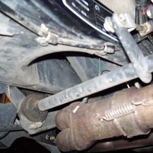 Foot Brake. Right side showing rod across frame and mountings.