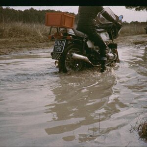 cleaning wheels and boots in italy