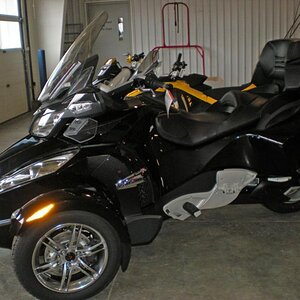 New RT S Waiting For Scotty