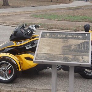 10 Historical Marker (Ft Sam Light Artillery Post)