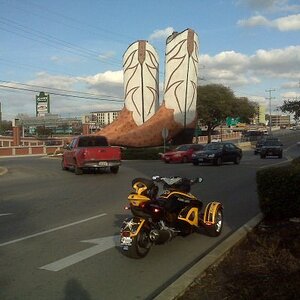 43 Larger than Life Roadside Statue (Giant Cowboy Boots)