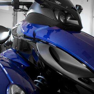 My new 2010 Spyder RS SM5 - Quantum blue