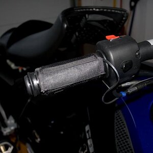 SpyderHotHands GPS Wiring 9 - Installing Hot Hands (heated grips - low power draw) and Garmin GPS mount - Both powered directly from the battery - Ins