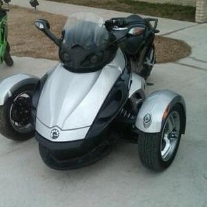 My 09 Spyder the day I bought it!