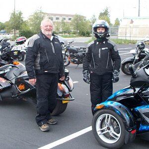A Thursday night Spyder ride with Last Frontier MCC--Anchorage AK