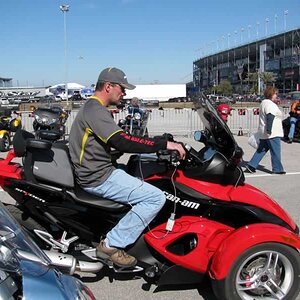 Kurt ryding around with BUDS hooked up on wife's Spyder