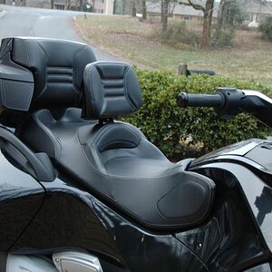Saddle with Backrest006b