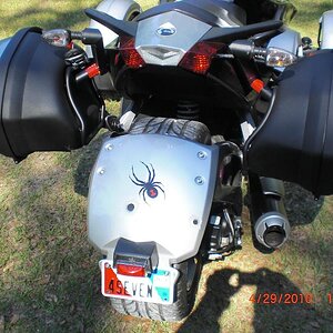 Spyder abril 2010 004