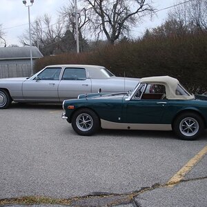 "76 caddy, "72MG midget