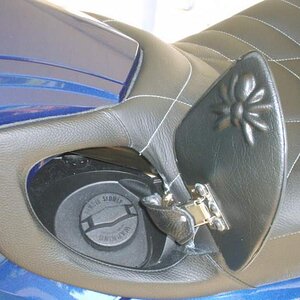 corbin seat, spider on gas door