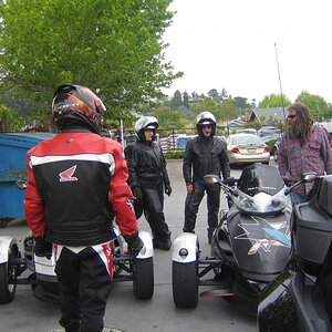 Debbie, Tom and Tony attract in Santa Cruz