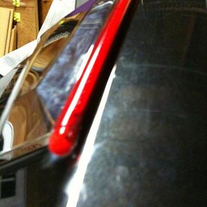 Close up view of the Sopher third brake light lazer bar.