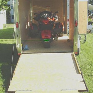 Spyder in trailer, rear view
