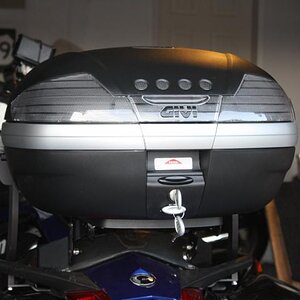 New GIVI V46 trunk