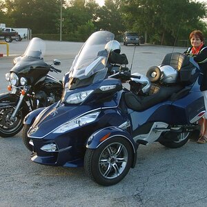 Carol next to spyder and harley Altoona Fl 7-25-10