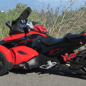 New Can-am Spyder Decals