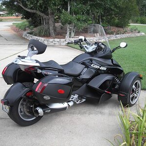 2010 08 07 Spyder Saddlebags 016