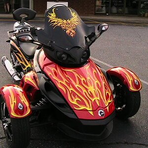 Charlotte... sometimes Vickie hates her. Cat fight!