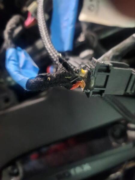 03 Bad Connector