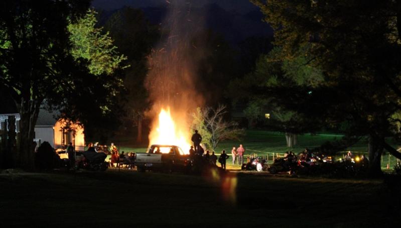 07   Bonfire at the Wagon Wheel