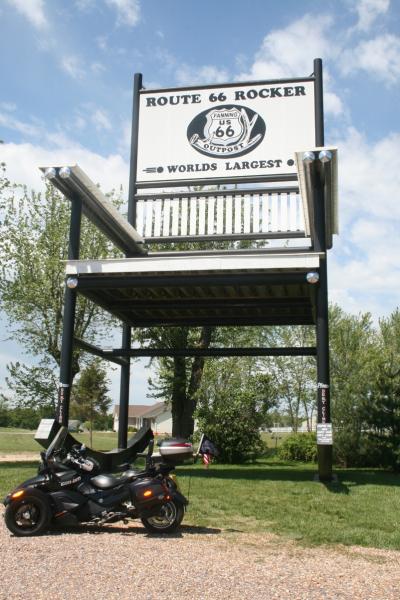 1 2012 04 23 to 04 29 World's Largest Rocker 047