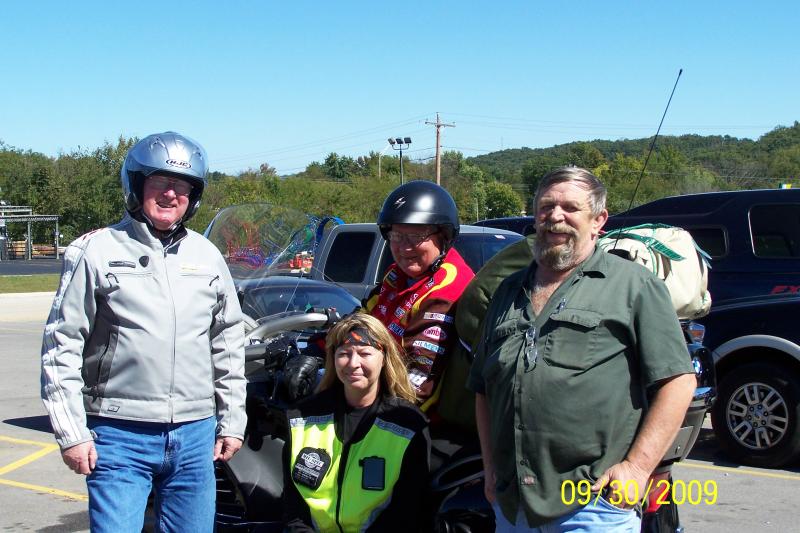 100 0470

Starting from the left, Don Stombaugh, Tom Stombaugh, Mo Lee, bottom middle BumbleBee