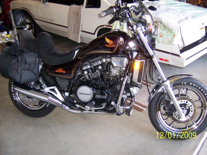 100 0706This is my Baby for now and has been for 24 yrs..Only 30,000 miles.. Good Crusier....