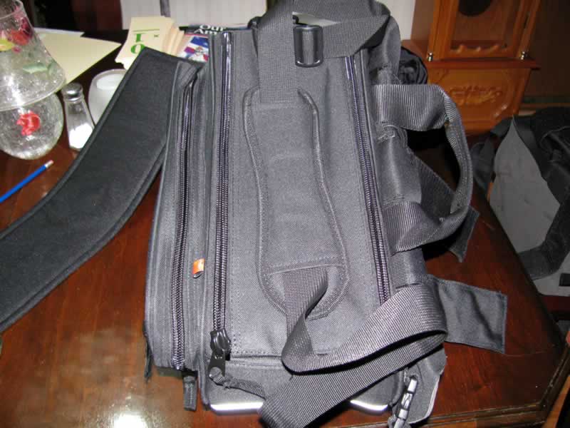 13: Shoulder straps included as well