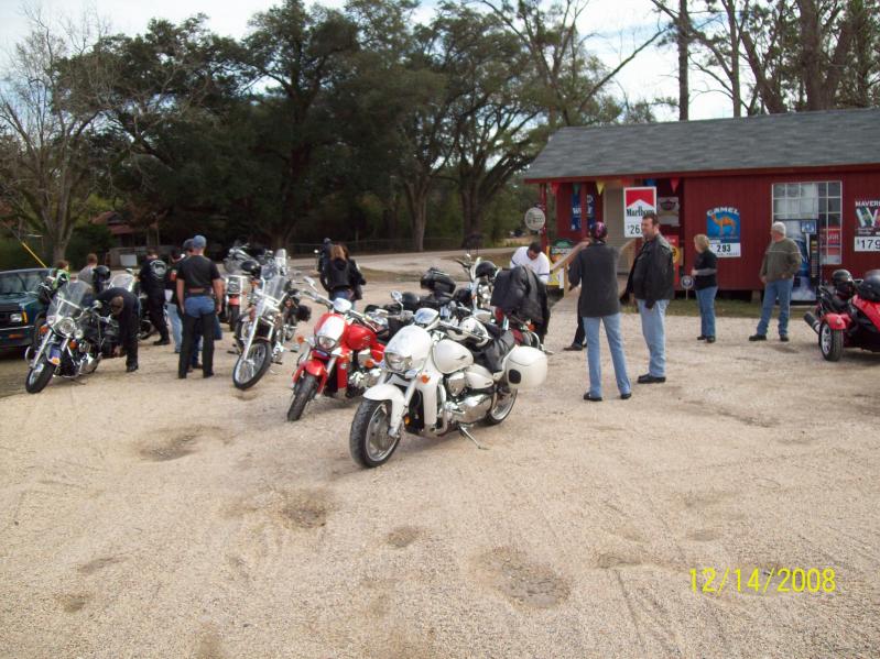 16 bikes headin to Red Bluff