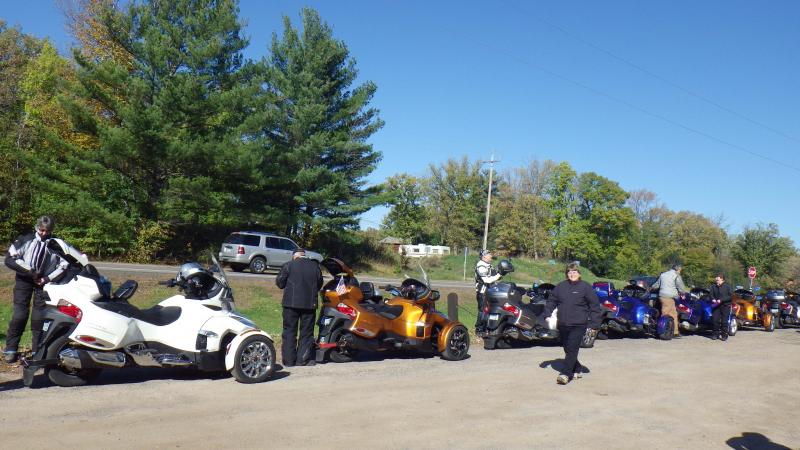 17 Spyders enjoyed the day!