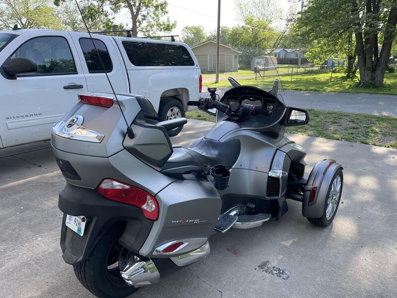 18F729DC 2926 4F02 9AE6 85F343A4C3D0