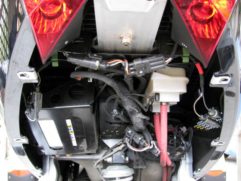 2: Unbuttoned Spyder