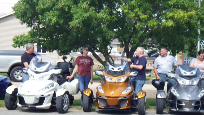 20 Spyders.....here's some.