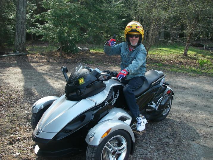 2008 05 06 16 39 39 0006
Heading out on my first 100% legal ride in 30 years!