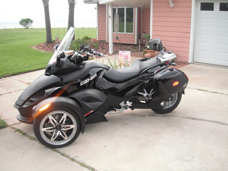 2010 08 07 Spyder Saddlebags 014