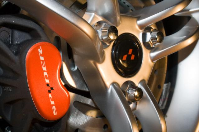 2010RSspyder CaliperTrimKit 9 - Right side Trim Kit Decal Installed