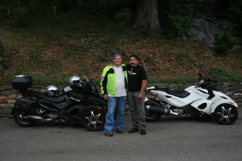 2011 08 02 and 08 03 Ed with Joe Quinones near Gillette Castle
